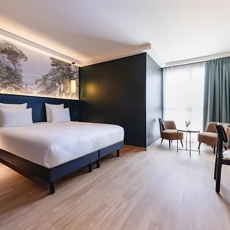 Grand Bristol By Collection Hotel 4*