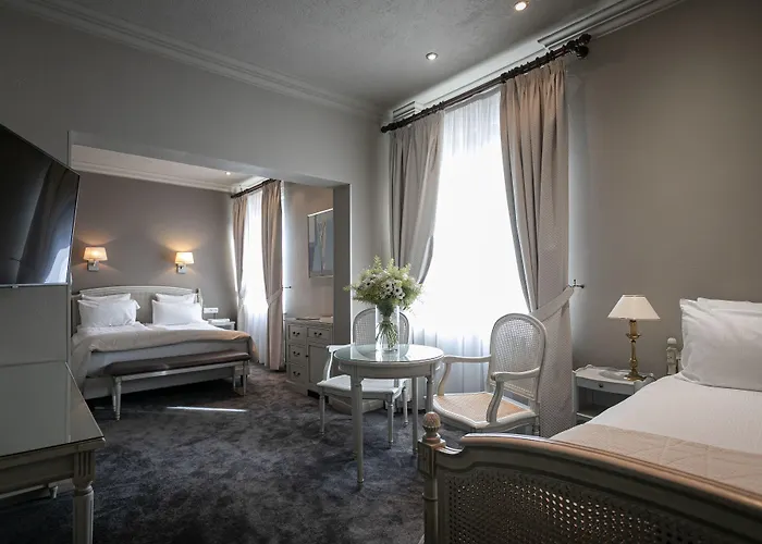 Grand Bristol Hotel 4*