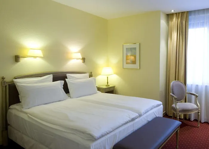 Grand Bristol Hotel