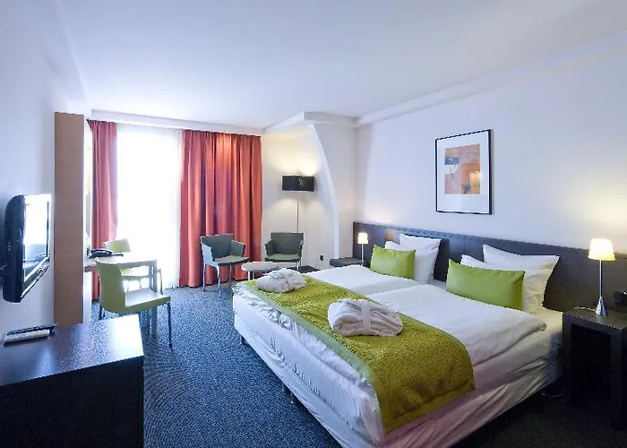 Grand Bristol Hotel 4*